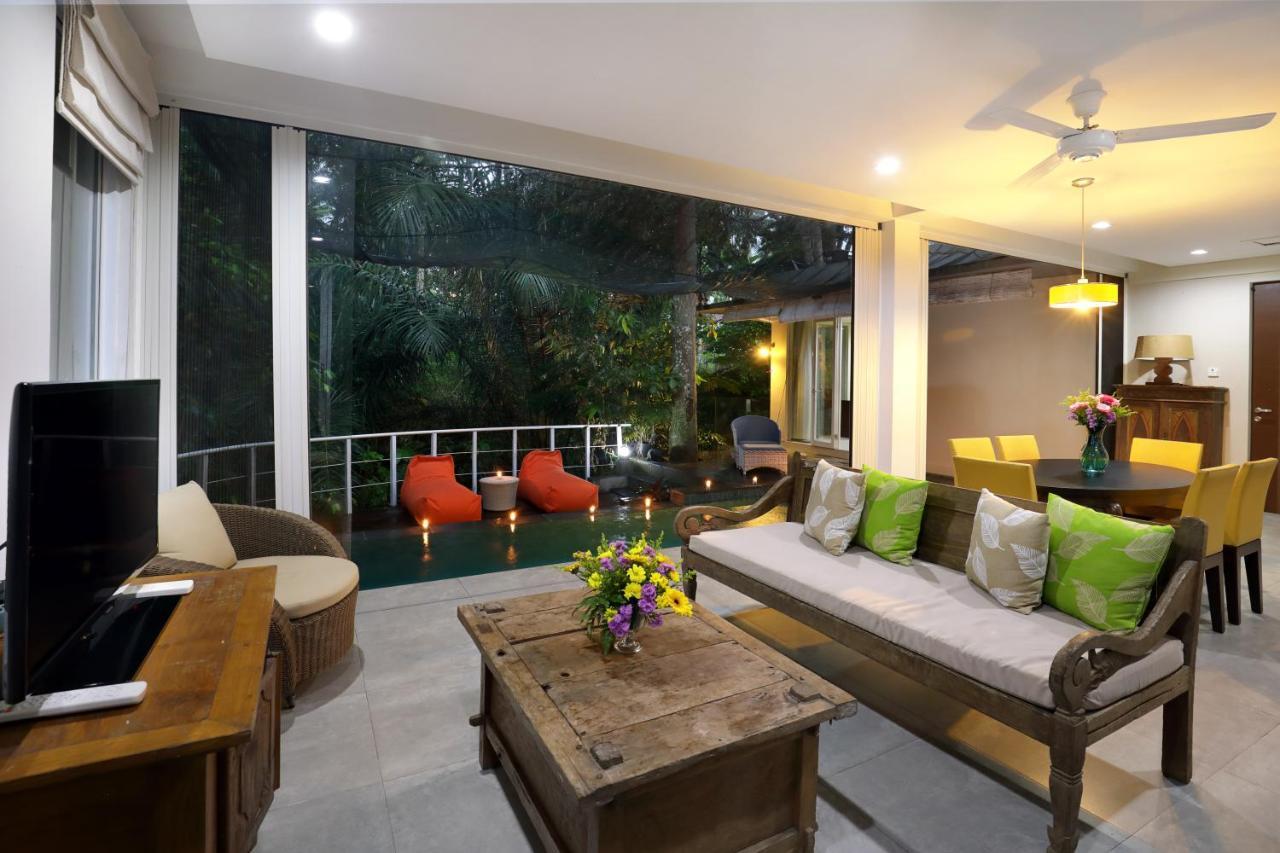 Waterfall Villa Ubud Bagian luar foto